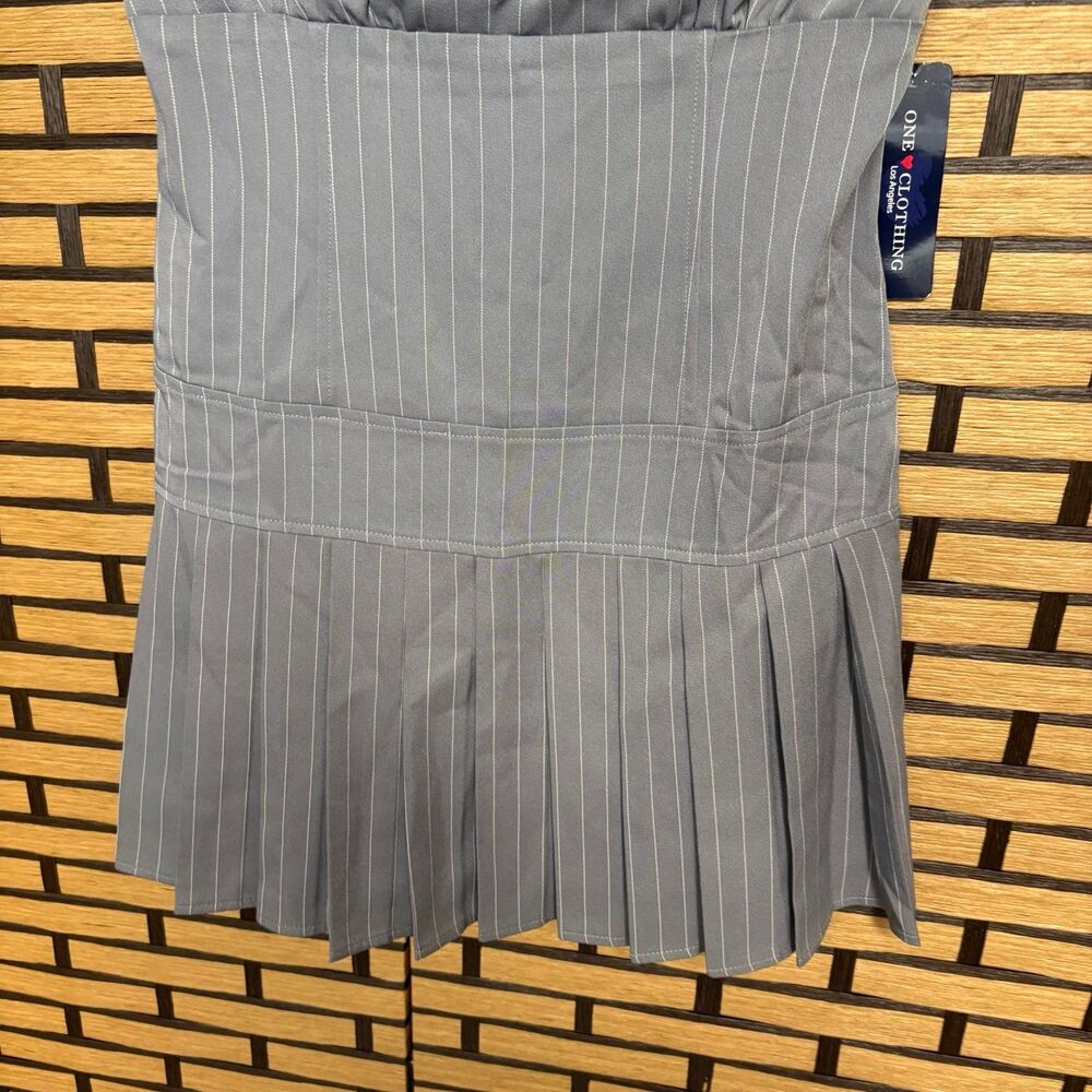 One Clothing Gray And White Stripe Strapless Dress Size Medium - Picture 4 of 7